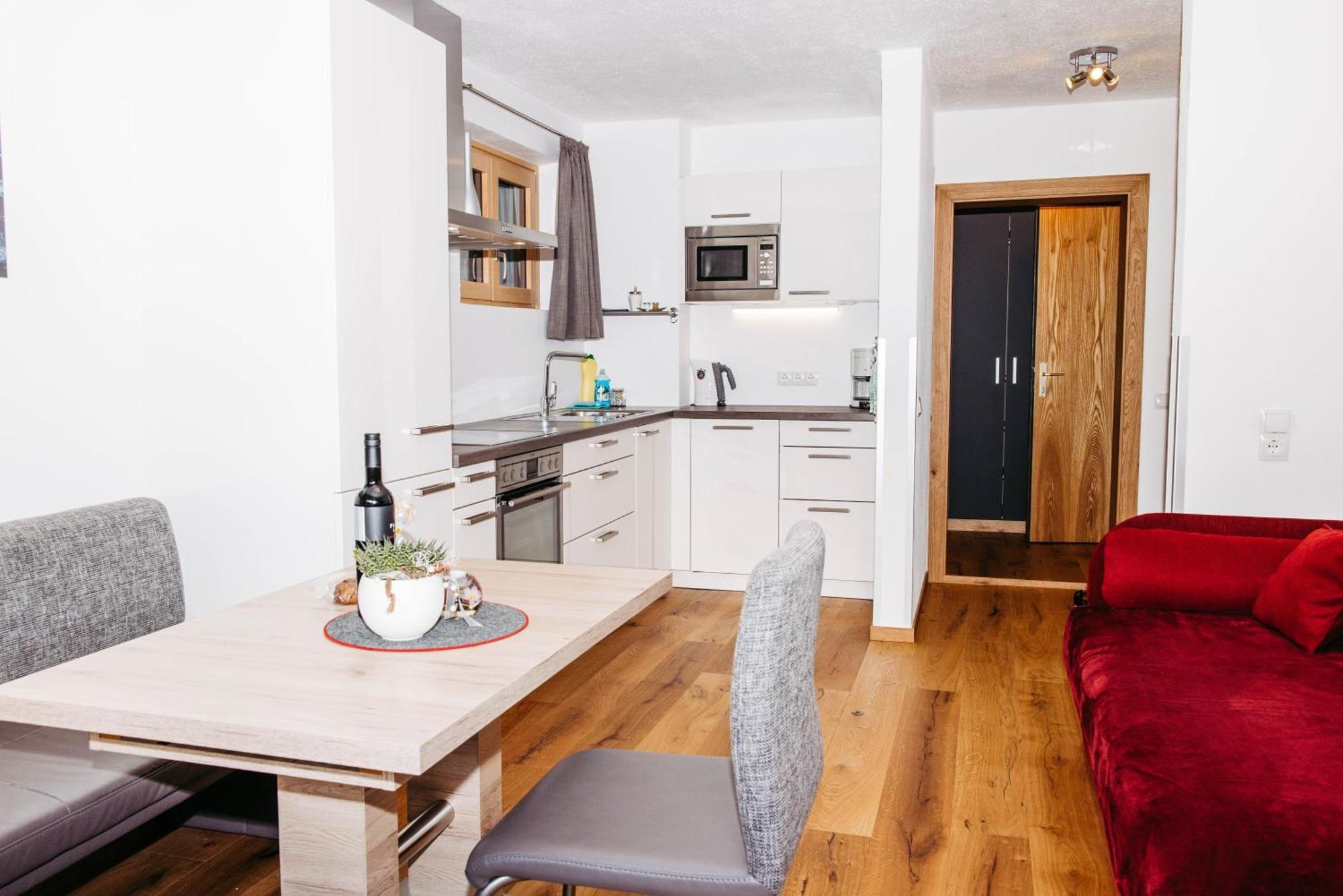 Haus Kella-Egg Hotel Бранд Екстериор снимка